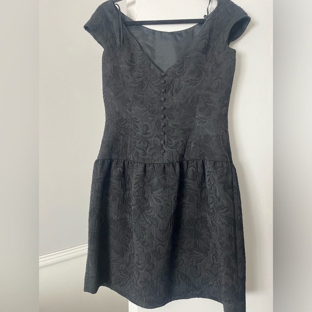Beautiful black cocktail dress size 8